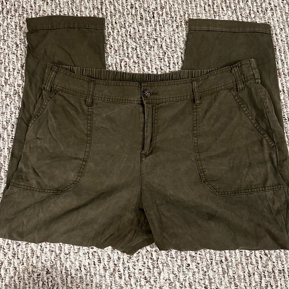 Olive Green Cargo Crop Pants